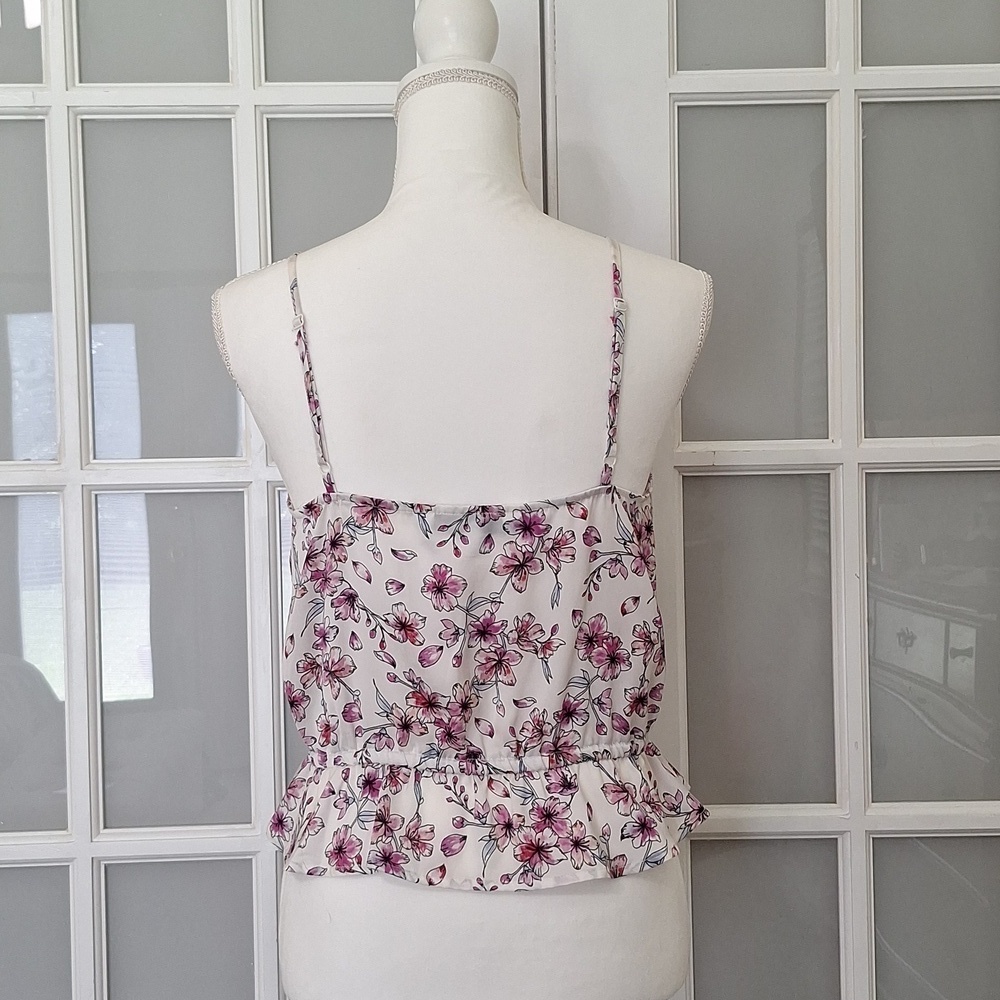 Cupcakes and Cashmere Cortina Floral Print Tank Top - Picture 5 of 15
